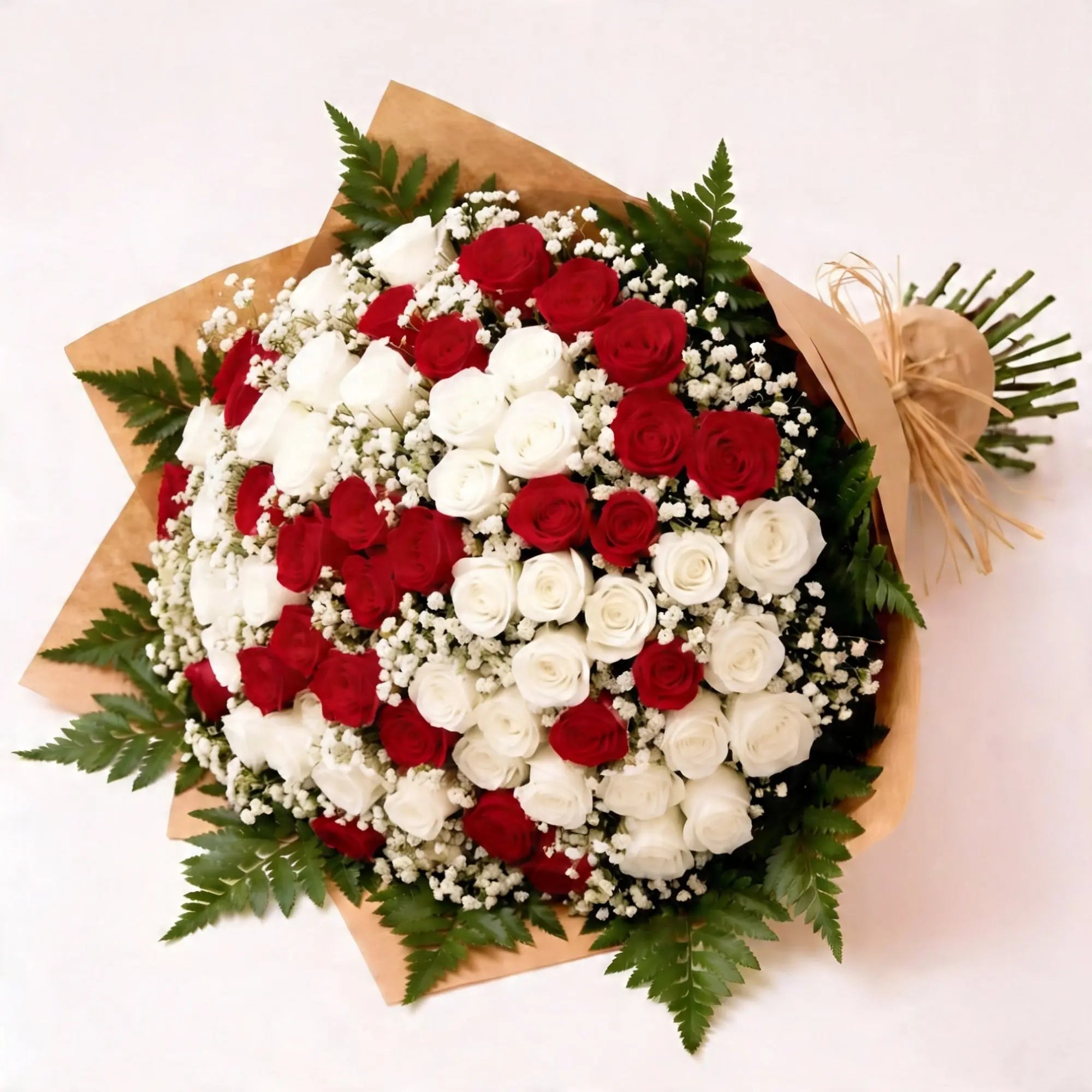 100 Mixed Red & White Roses - Roses Everywhere